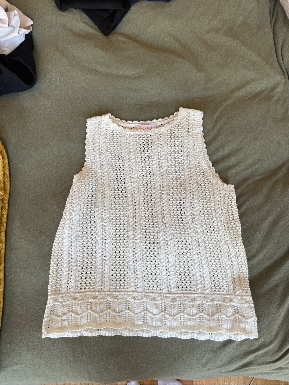 Crochet Knit Sleeveless Sweater Tank - white